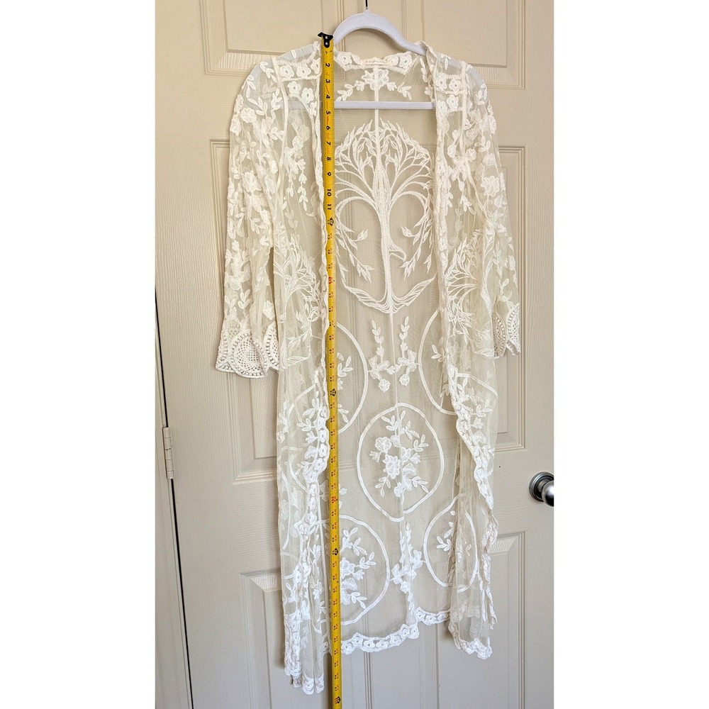 Do Everything In Love White Lace Kimono Duster Embroidered Floral Mesh One Size